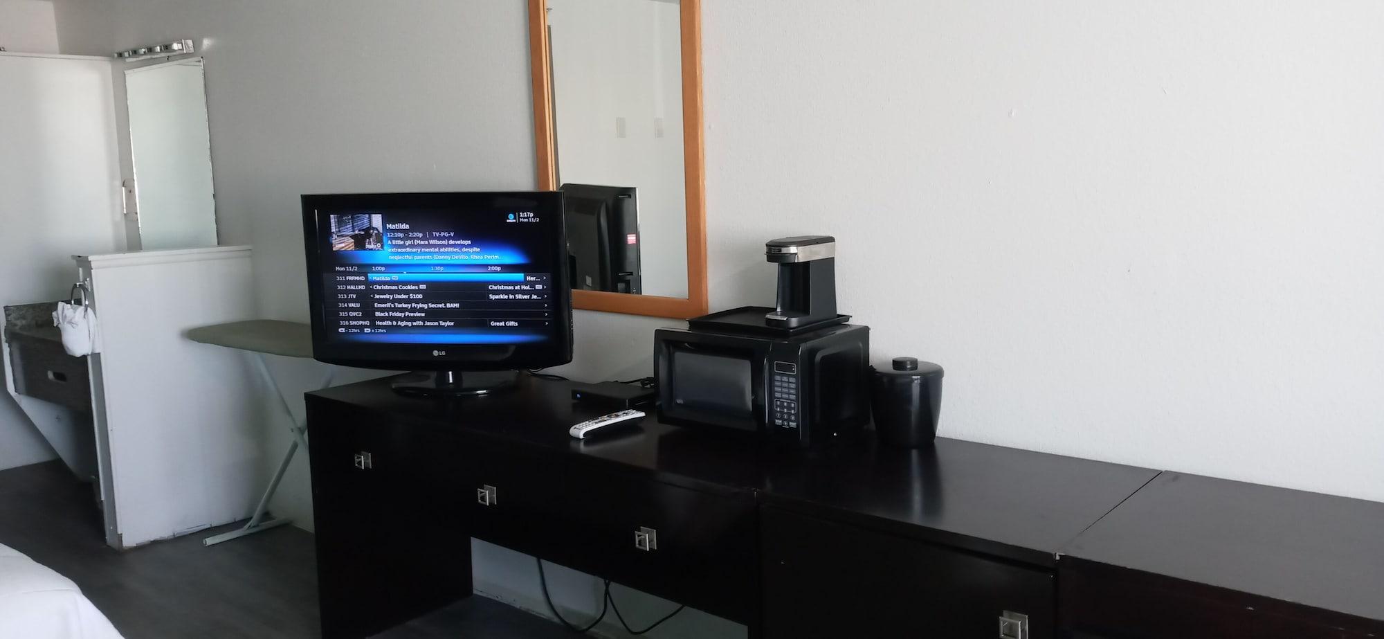 Nampa Inn & Suites Экстерьер фото