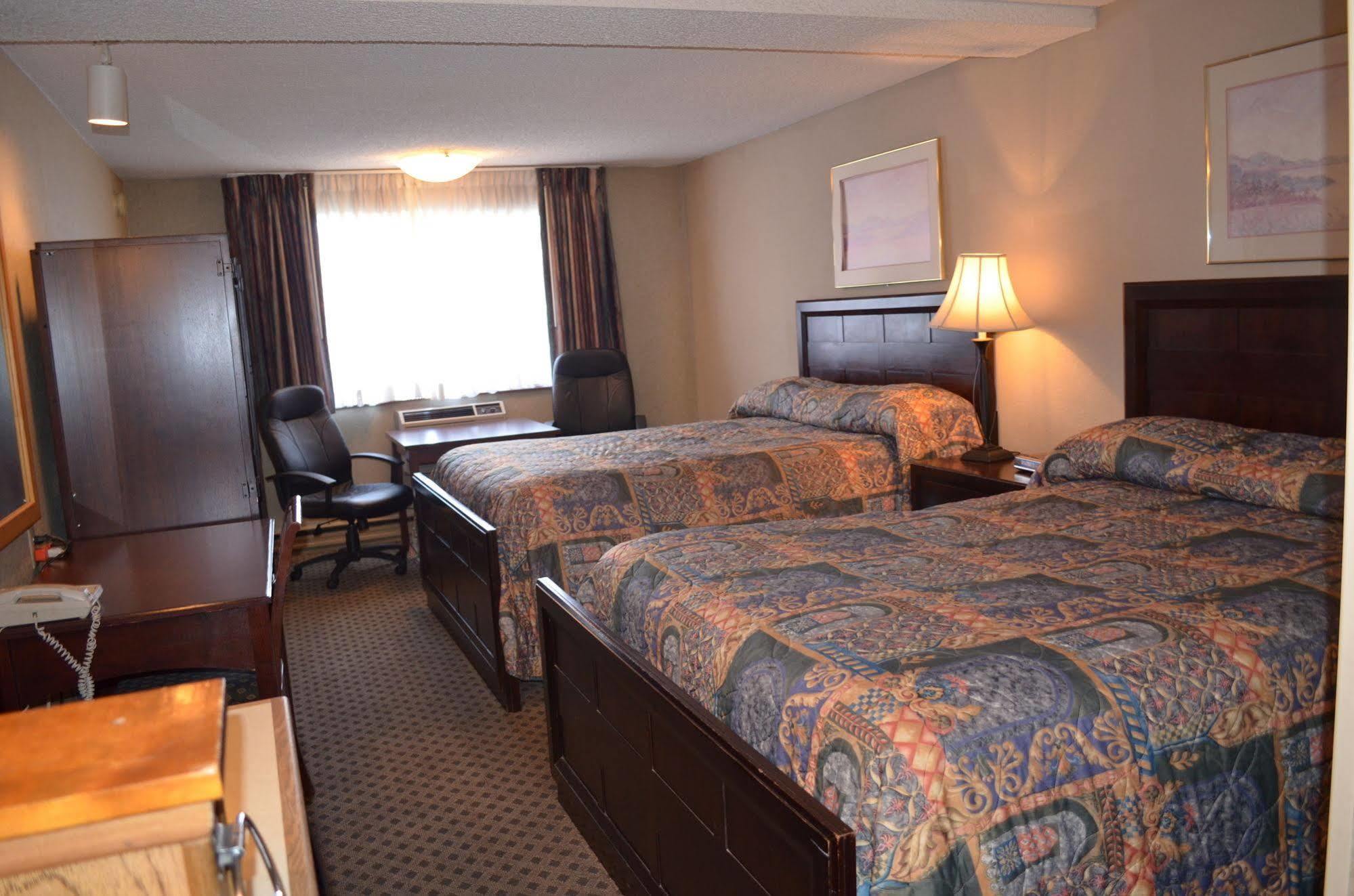 Nampa Inn & Suites Экстерьер фото